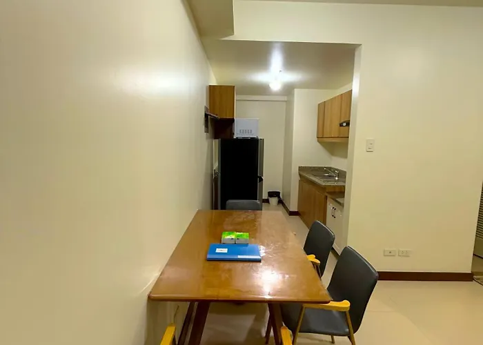 Vincondotel Near Bgc 2br Fairlane 2409 *