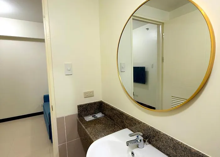Vincondotel Near Bgc 2br Fairlane 2409